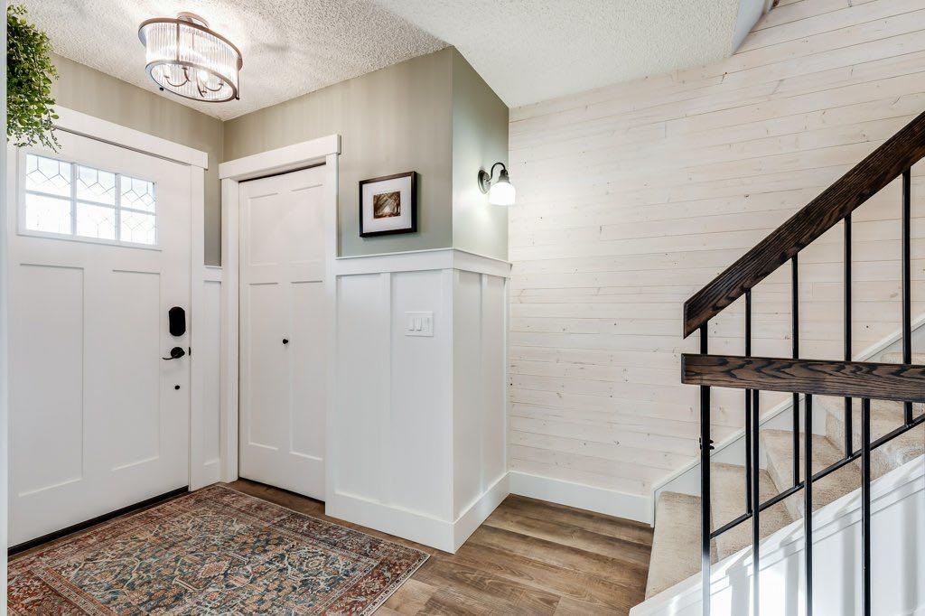 Picture for 1220 Meadowbrook Drive SE