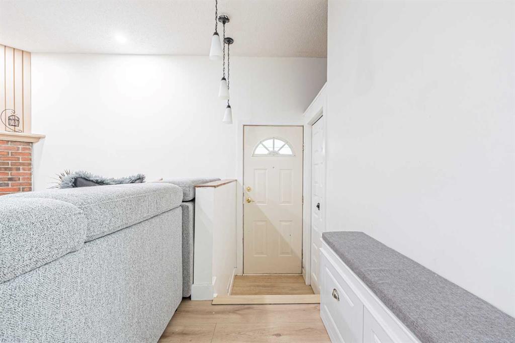 Picture for 147 Dovercliffe Way SE