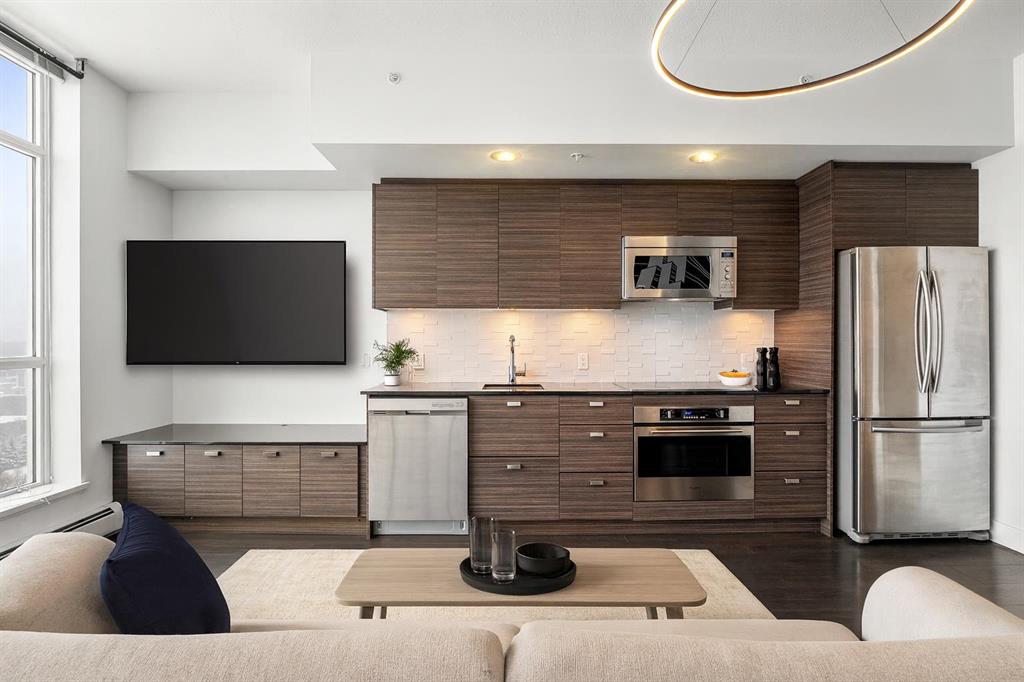 Picture for 1506, 1500 7 Street SW