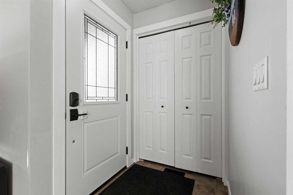 Picture for 17 Welch Crescent 