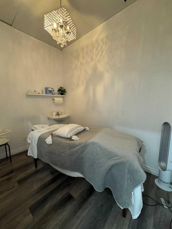 Picture for 123 Any Street NE