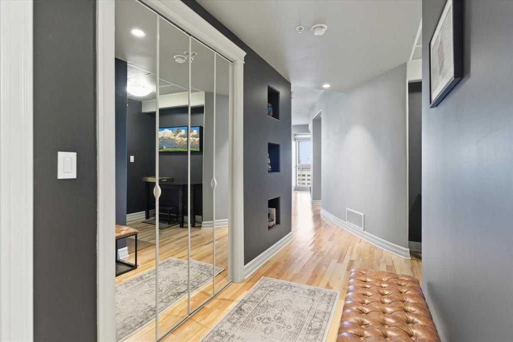 Picture for 1805, 836 15 Avenue SW