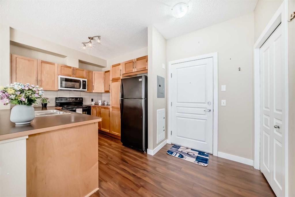 Picture for 203, 48 Panatella Road NW