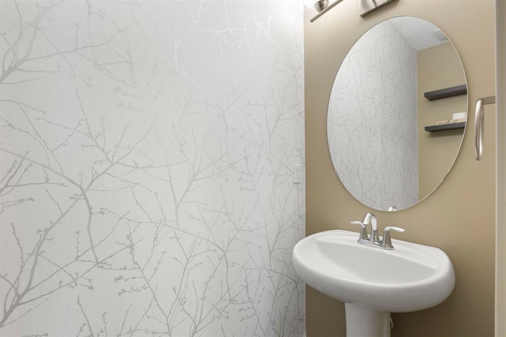 Picture for 328 Silverado Plains Circle SW