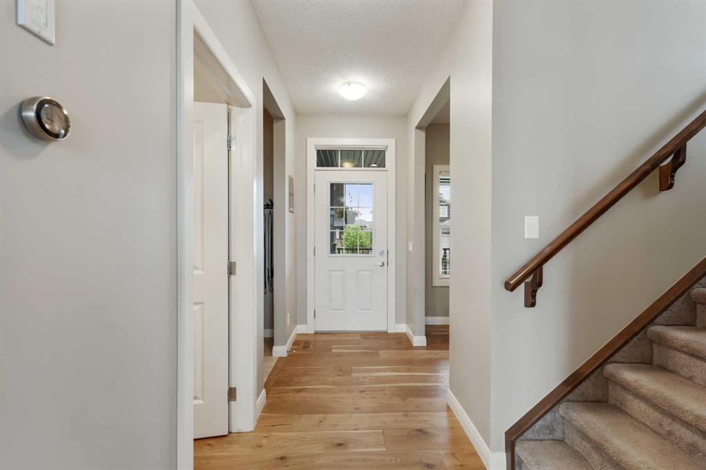 Picture for 260 Boulder Creek Crescent SE