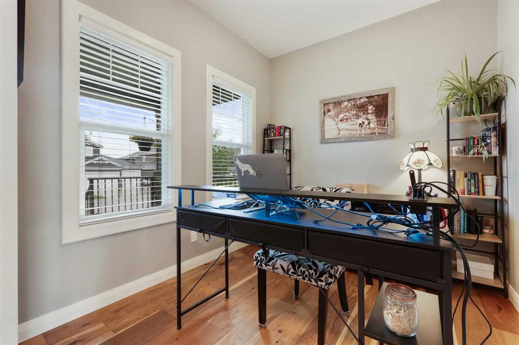 Picture for 260 Boulder Creek Crescent SE