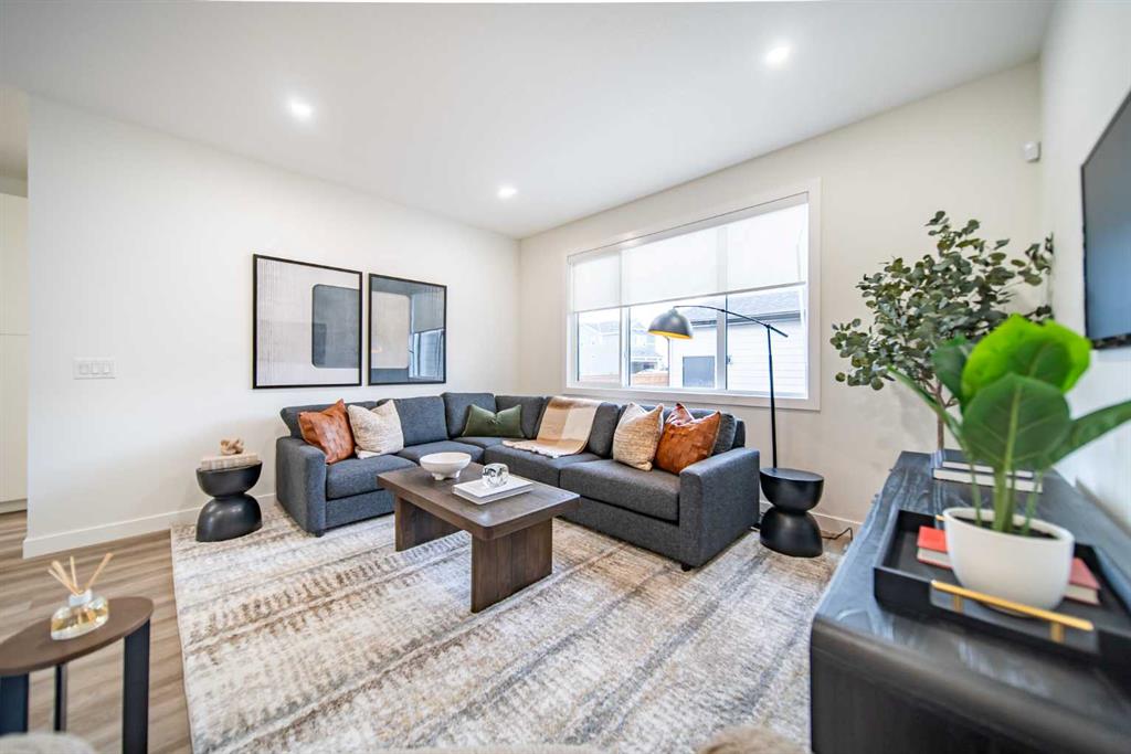 Picture for 1149 Sailfin Heath 