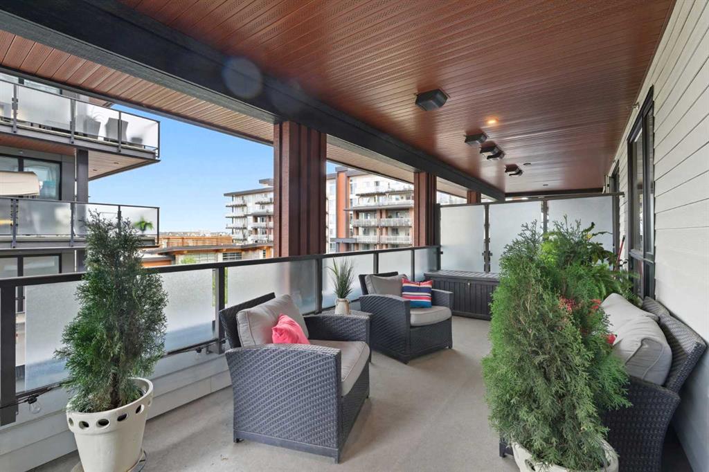 Picture for 304, 122 Mahogany Centre SE