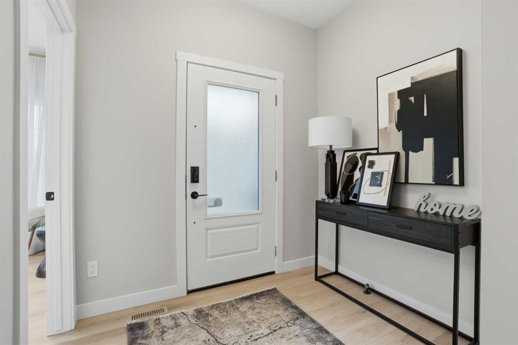 Picture for 76 Buffaloberry Manor SE