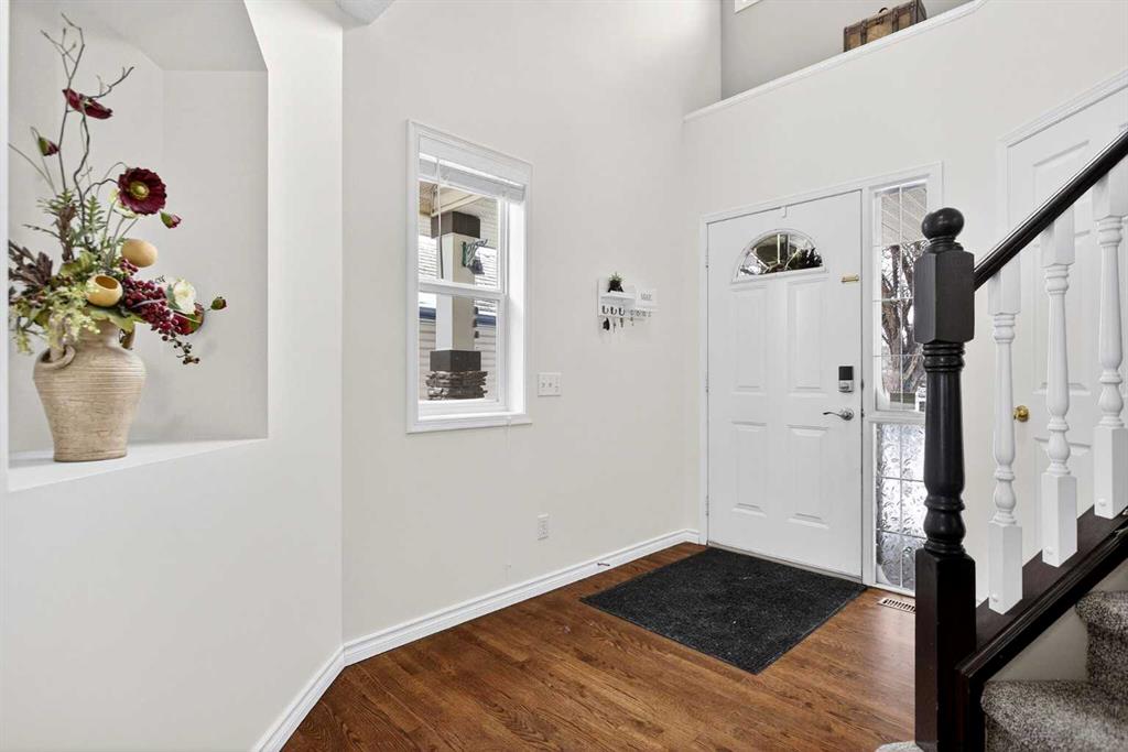 Picture for 327 Chaparral Drive SE