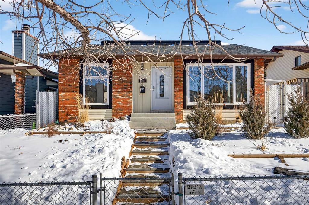 Picture for 128 Bermuda Drive NW