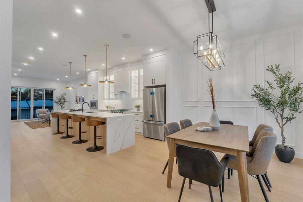 Picture for 221 29 Avenue NW