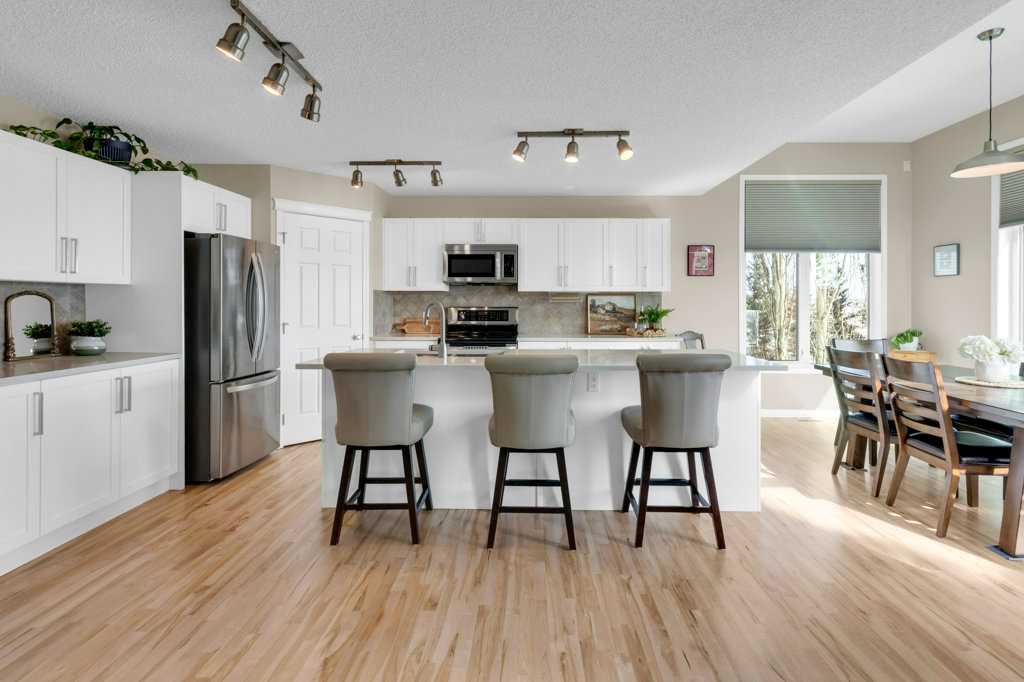 Picture for 210 Kincora Place NW