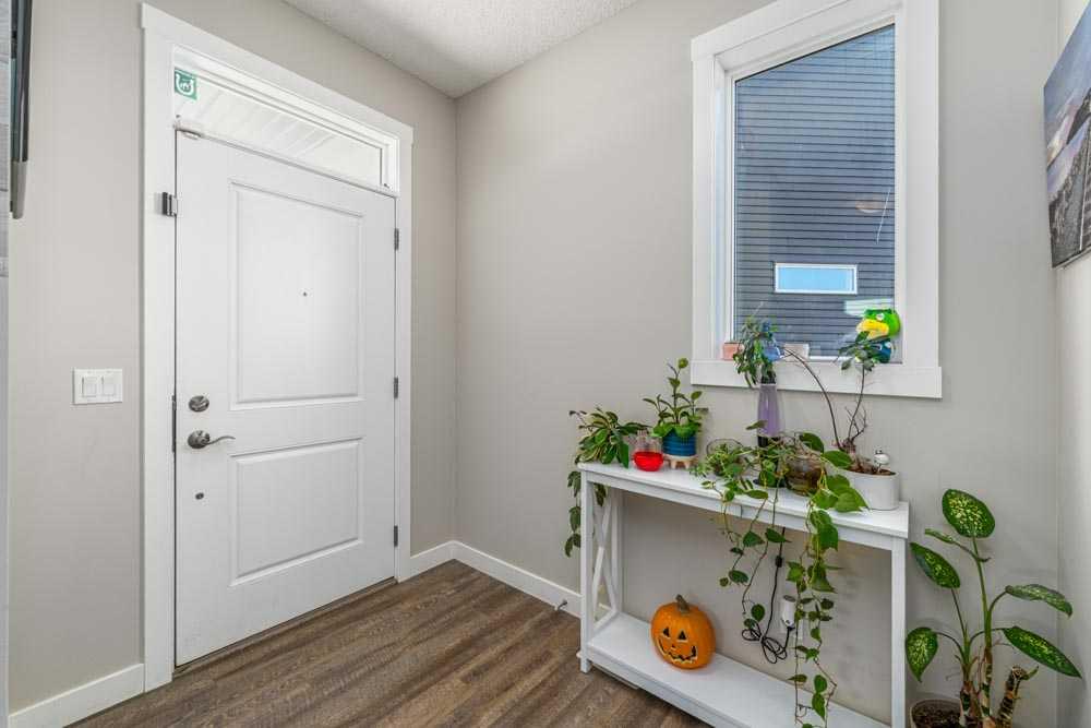 Picture for 125 Sage Bluff Close NW