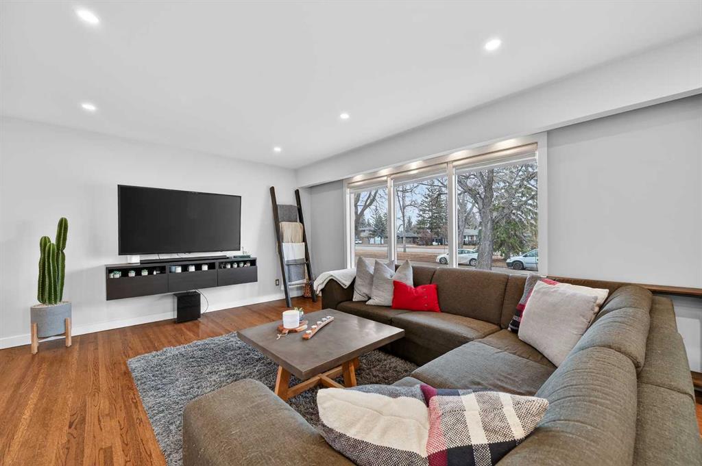 Picture for 8027 Elbow Drive SW