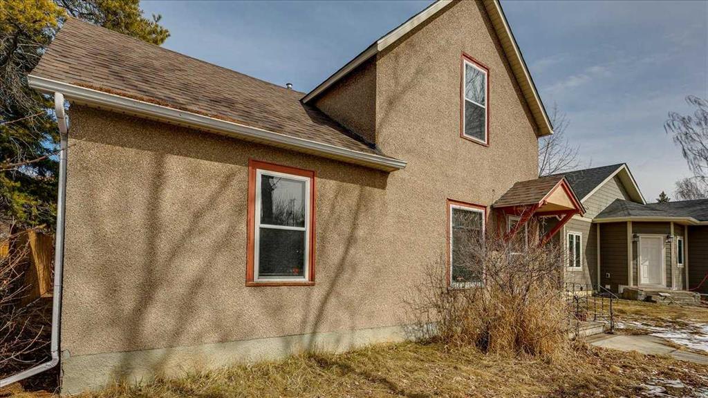 Picture for 2122 23 Avenue  