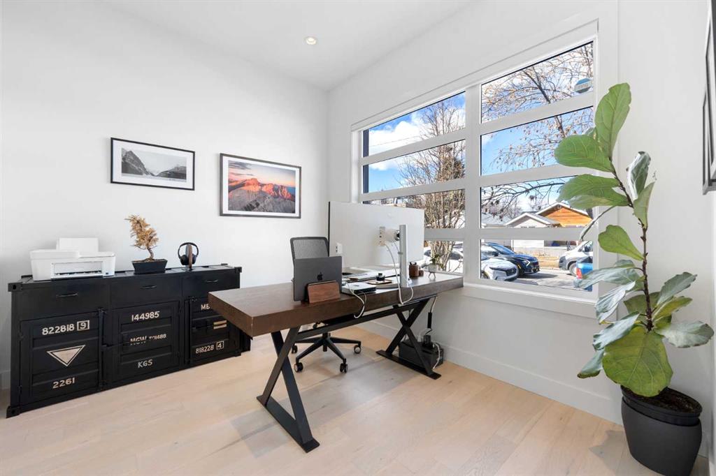 Picture for 231 12 Avenue NE