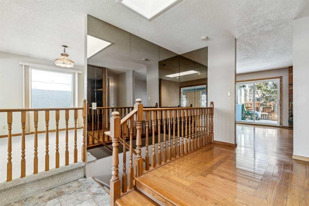 Picture for 328 Norseman Road NW