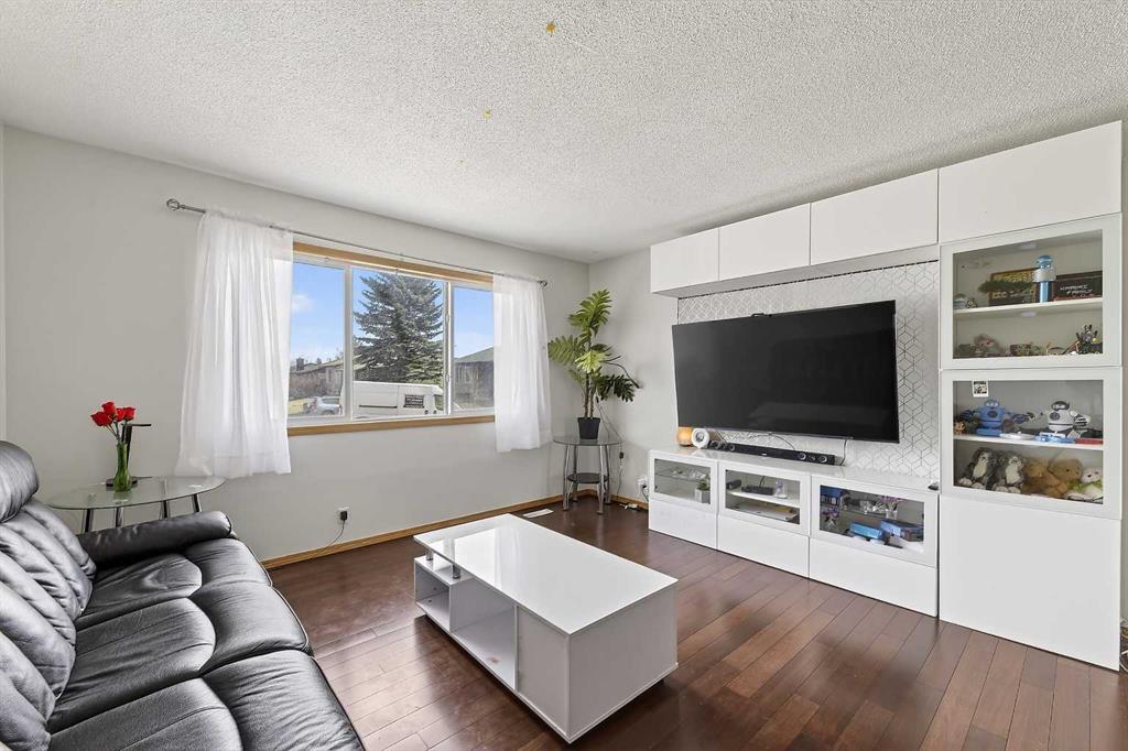 Picture for 533 Summerwood Place SE