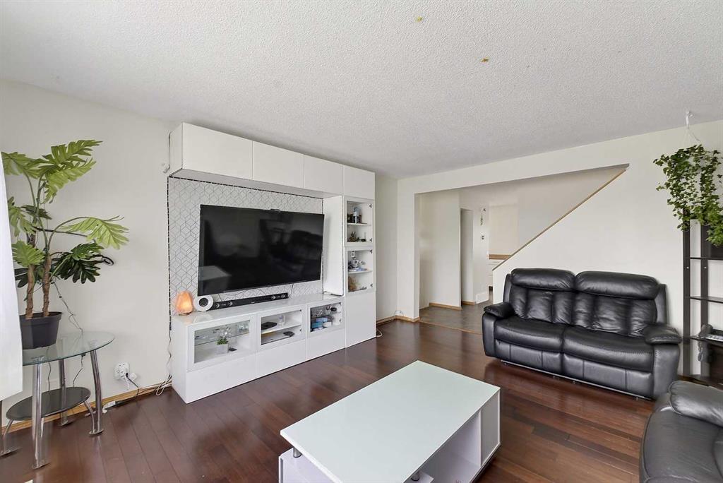 Picture for 533 Summerwood Place SE