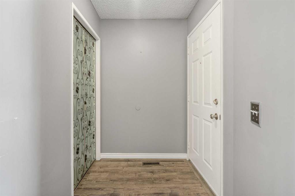 Picture for 19 Bernard Drive NW