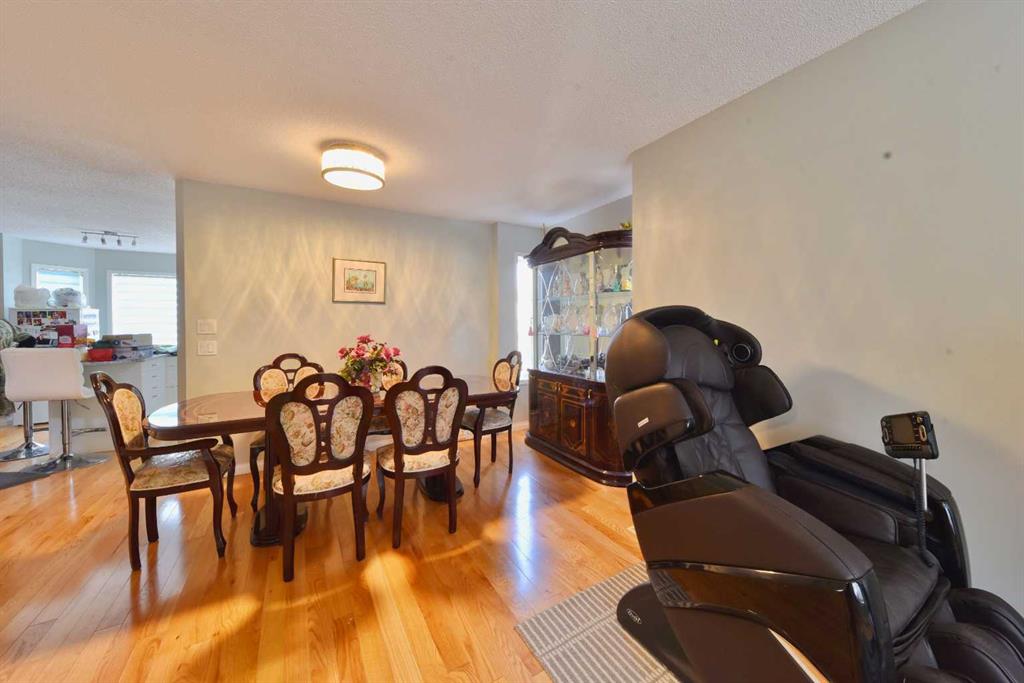 Picture for 105 Coral Springs Close NE