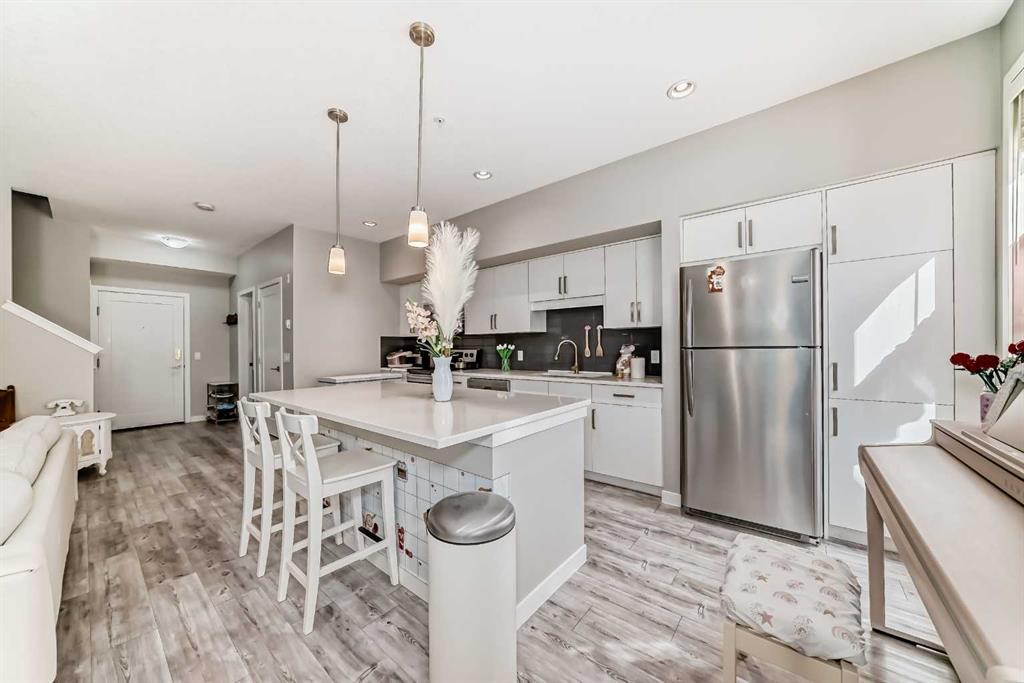 Picture for 220, 7 Westpark Common SW