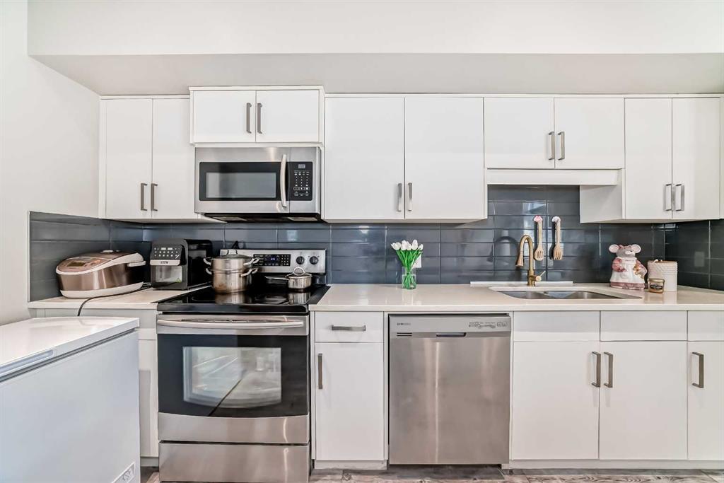 Picture for 220, 7 Westpark Common SW