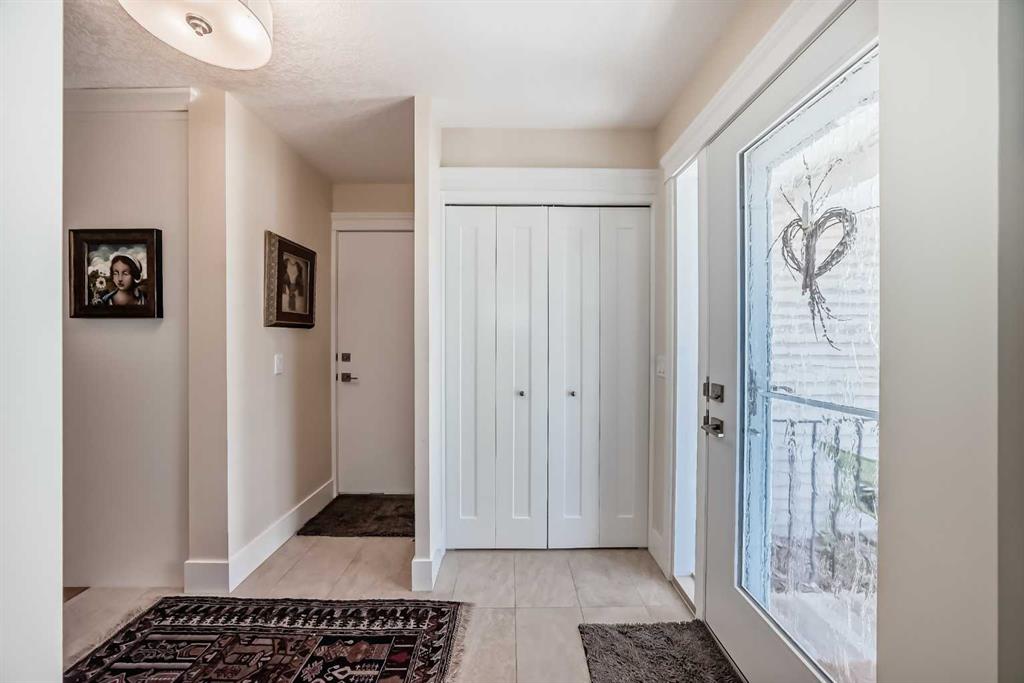 Picture for 16 Vandoos Gardens NW
