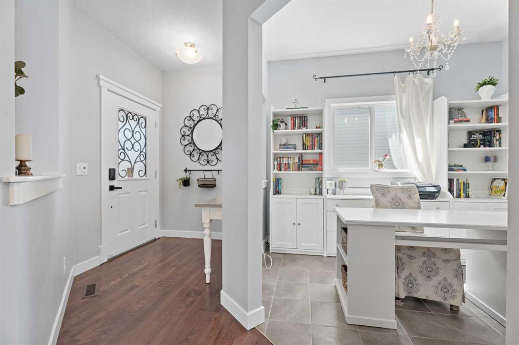 Picture for 64 Drake Landing Crescent 