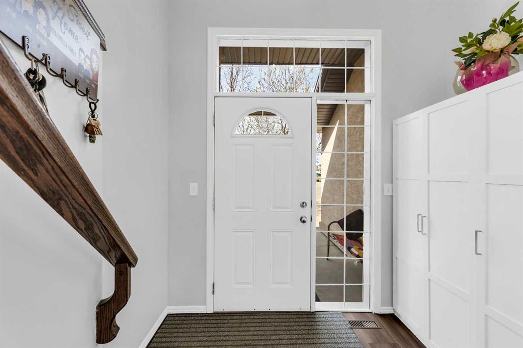 Picture for 539 East Lakeview Place 