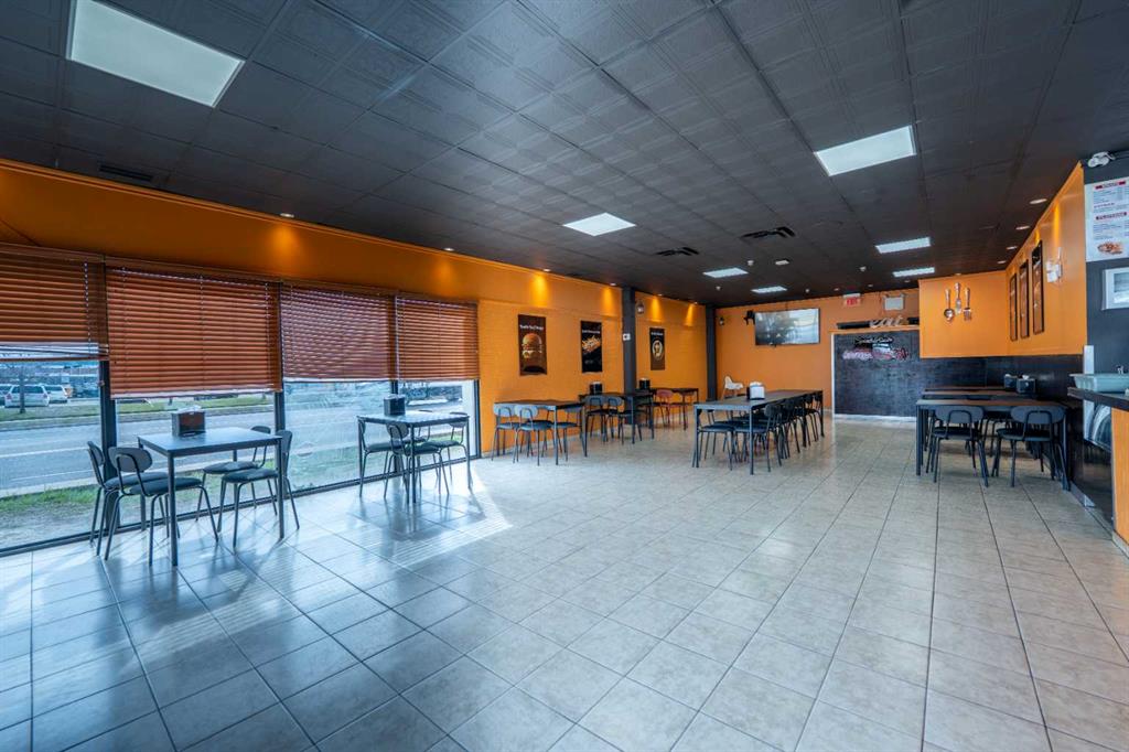 Picture for Unit 1, 5147 20 Avenue SE