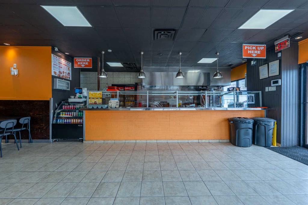 Picture for Unit 1, 5147 20 Avenue SE