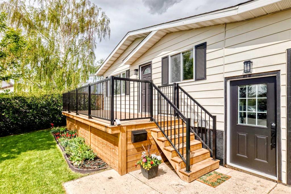 Picture for 11 Huntstrom Place NE