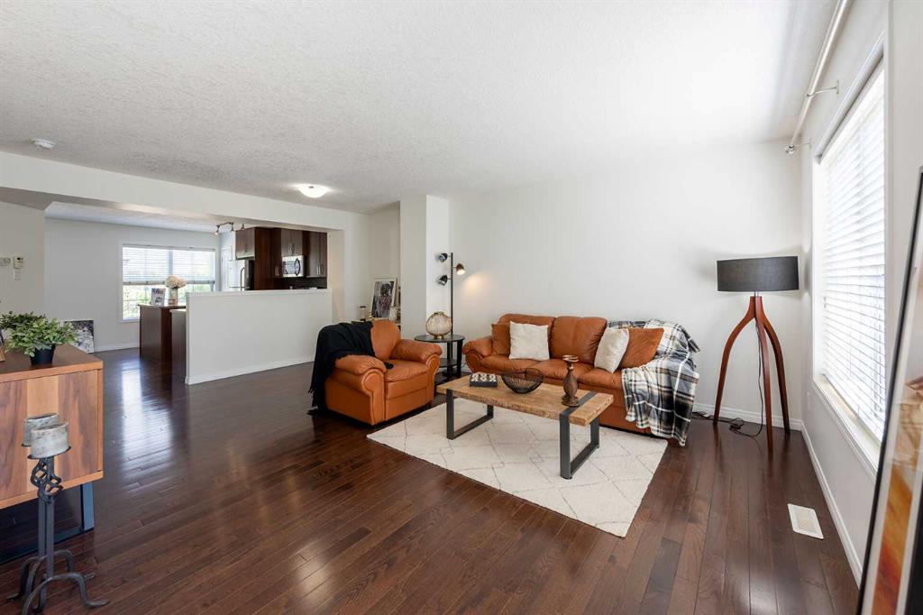 Picture for 38 Cranford Drive SE