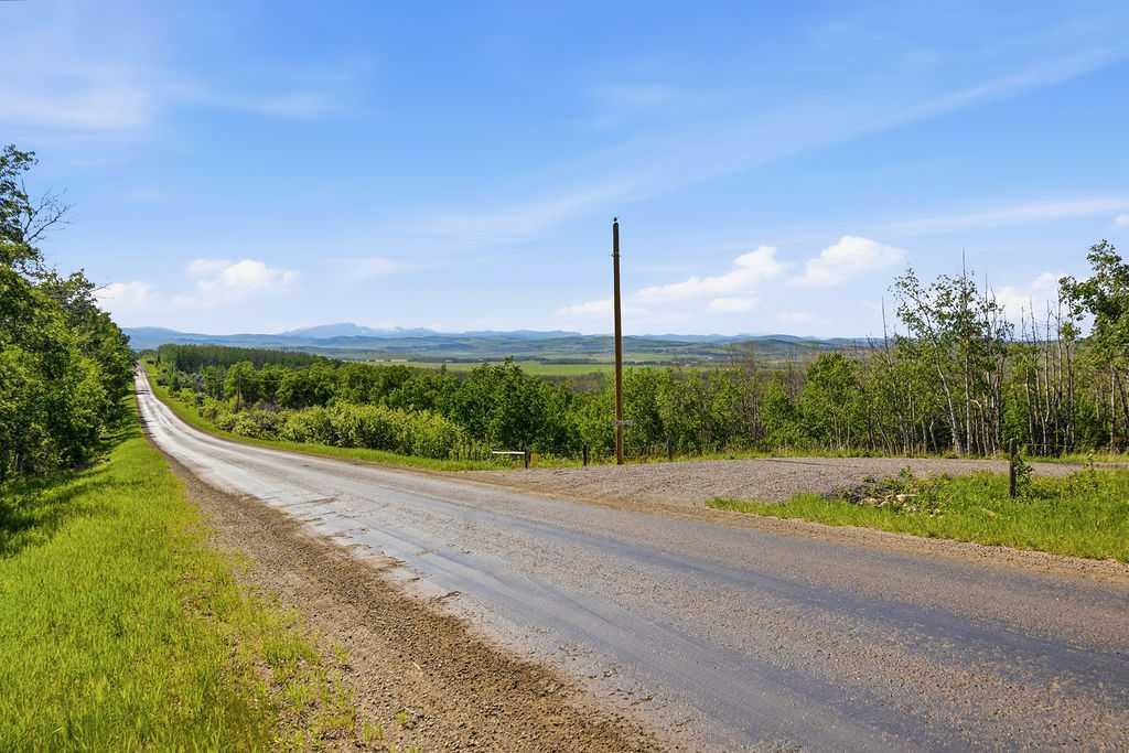 Picture for 80+ Acres SE - 1 - 19 - 2 - W5  