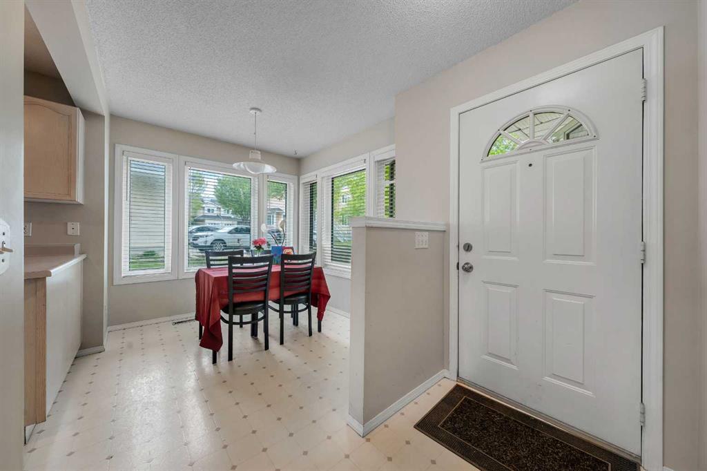 Picture for 125, 388 Sandarac Drive NW