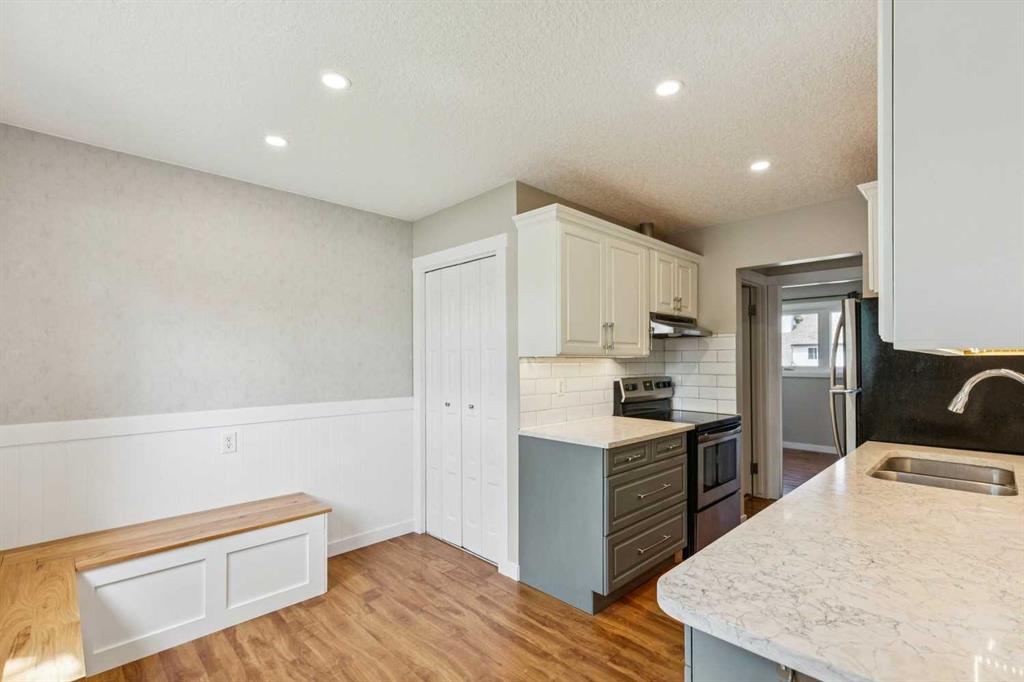 Picture for 727 Ranchview Circle NW