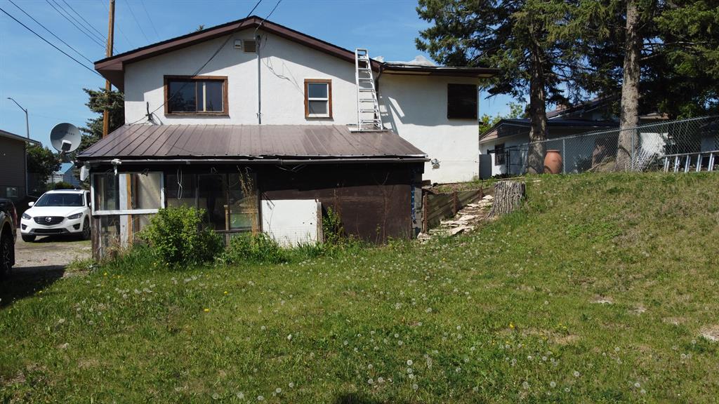 CIR Realty Sundre/AB ' 212 5 Avenue NE , Sundre, 0226 ,T0M 1X0