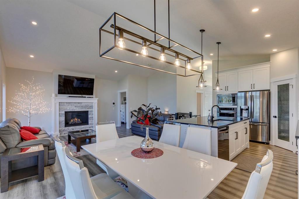 Picture for 154 Riverwood Crescent SW https://www.cirrealty.ca/reb/creb/67/A2265867_20.jpg