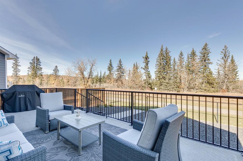 Picture for 154 Riverwood Crescent SW https://www.cirrealty.ca/reb/creb/67/A2265867_40.jpg