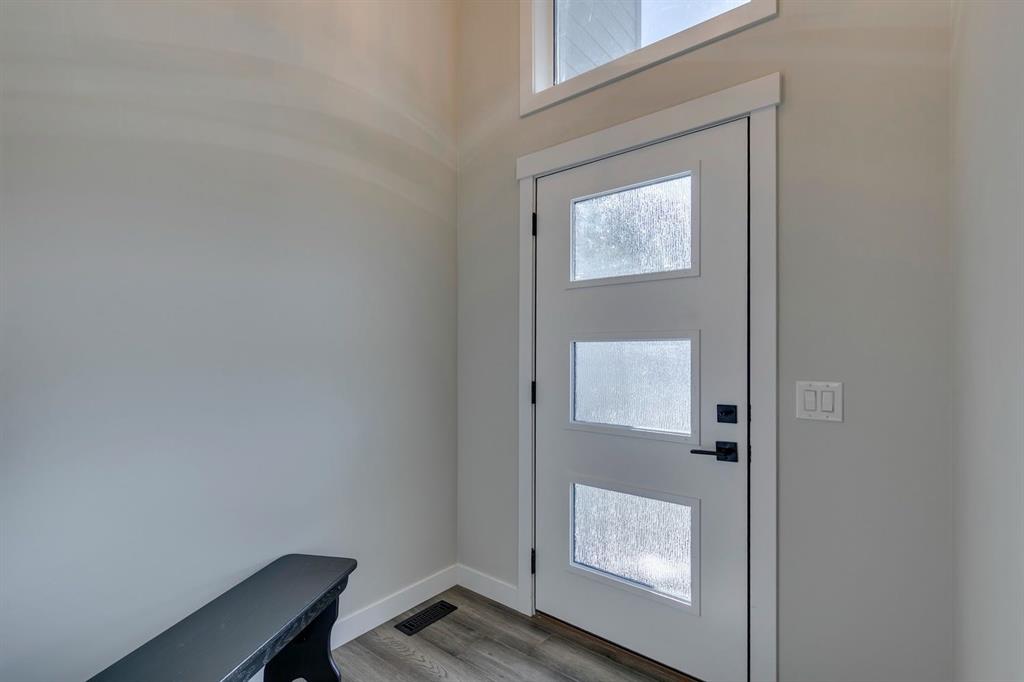Picture for 154 Riverwood Crescent SW https://www.cirrealty.ca/reb/creb/67/A2265867_5.jpg
