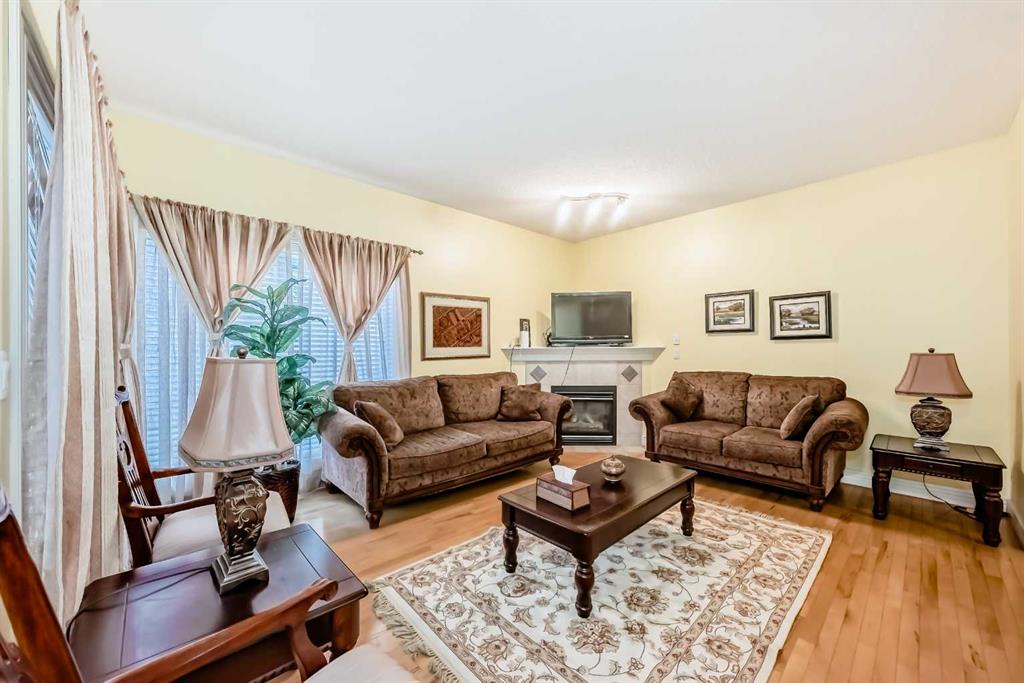 Picture for 187 Bridlewood View SW