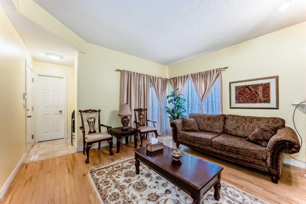 Picture for 187 Bridlewood View SW