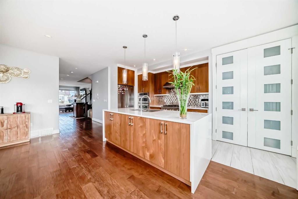 Picture for 4640 15 Avenue NW