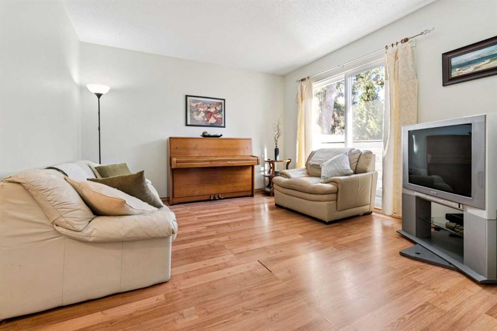 Picture for 21, 251 90 Avenue SE