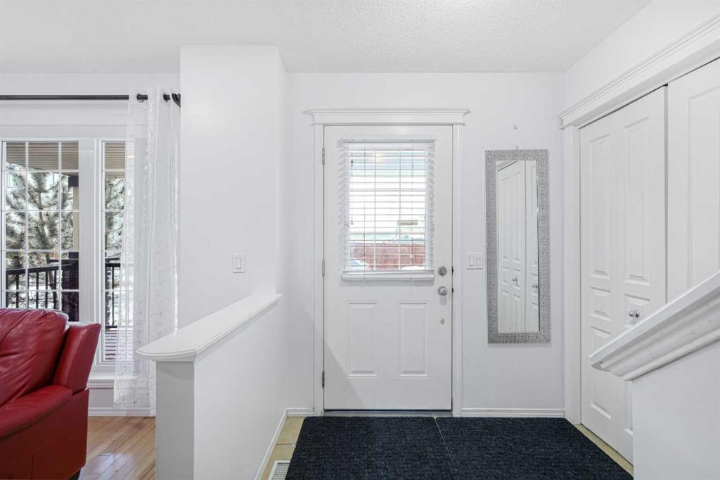 Picture for 102 Evansford Grove NW