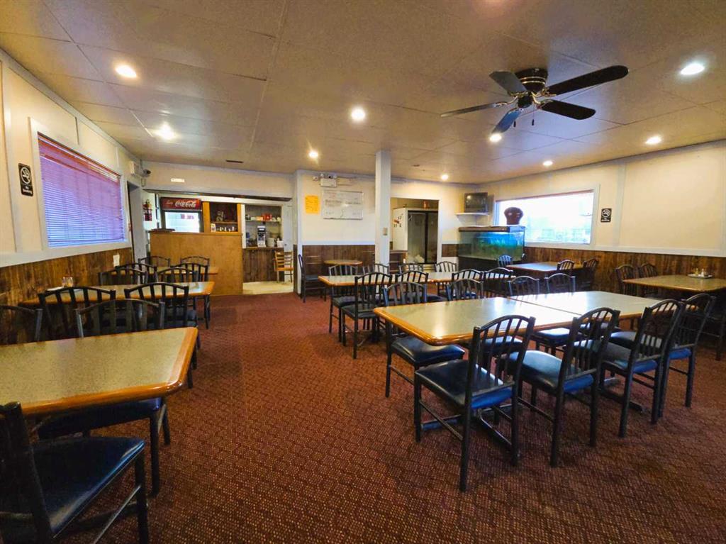 Picture for 102 Railway Avenue E