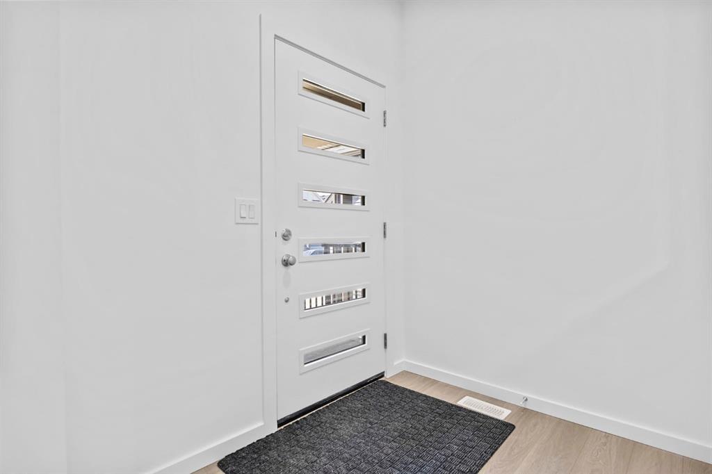 Picture for 2321 Lancaster Heights SE