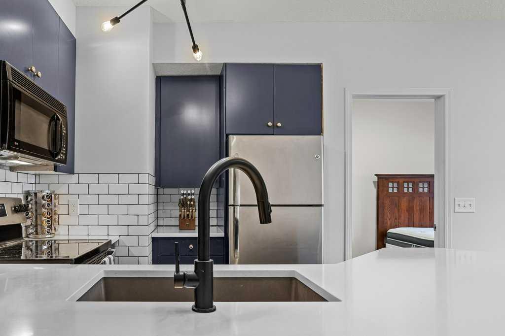 Picture for 105, 176 Kananaskis Way 